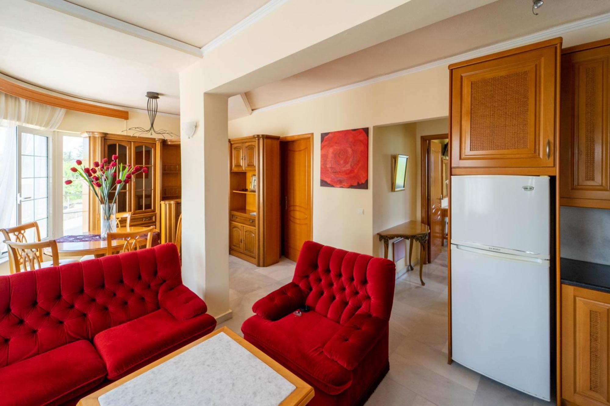 Futura Hotel Maleme  Exterior photo