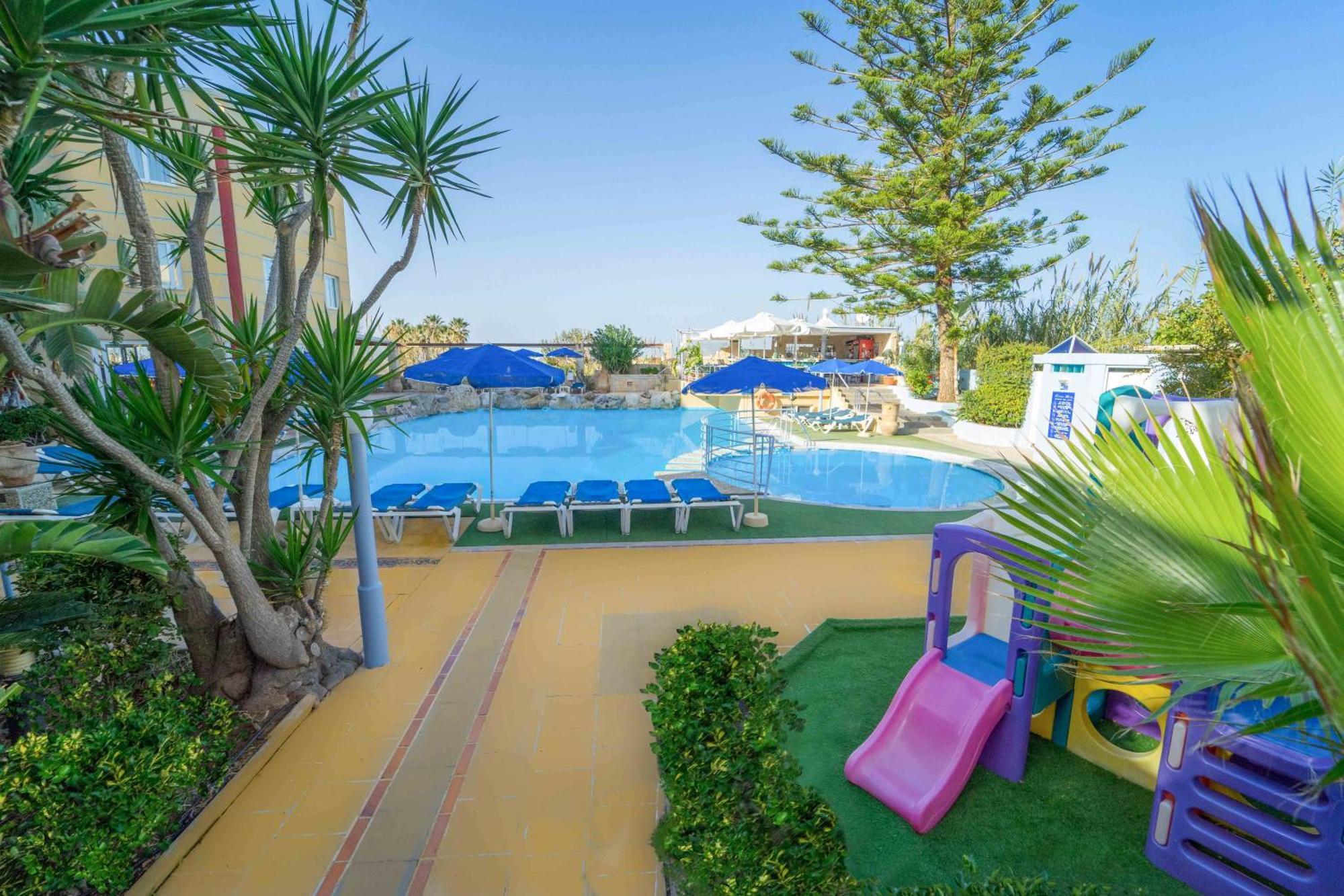 Futura Hotel Maleme  Exterior photo