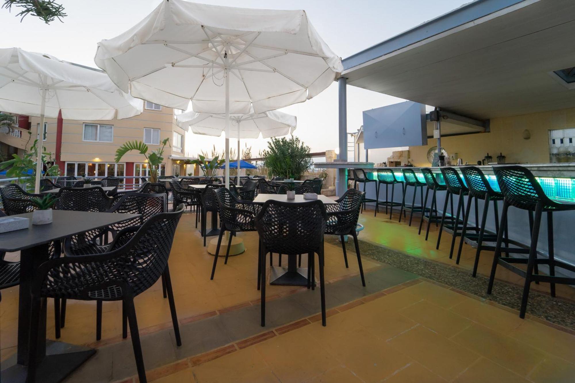 Futura Hotel Maleme  Exterior photo