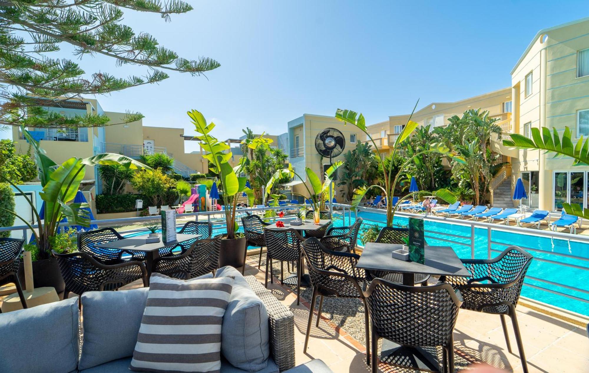 Futura Hotel Maleme  Exterior photo
