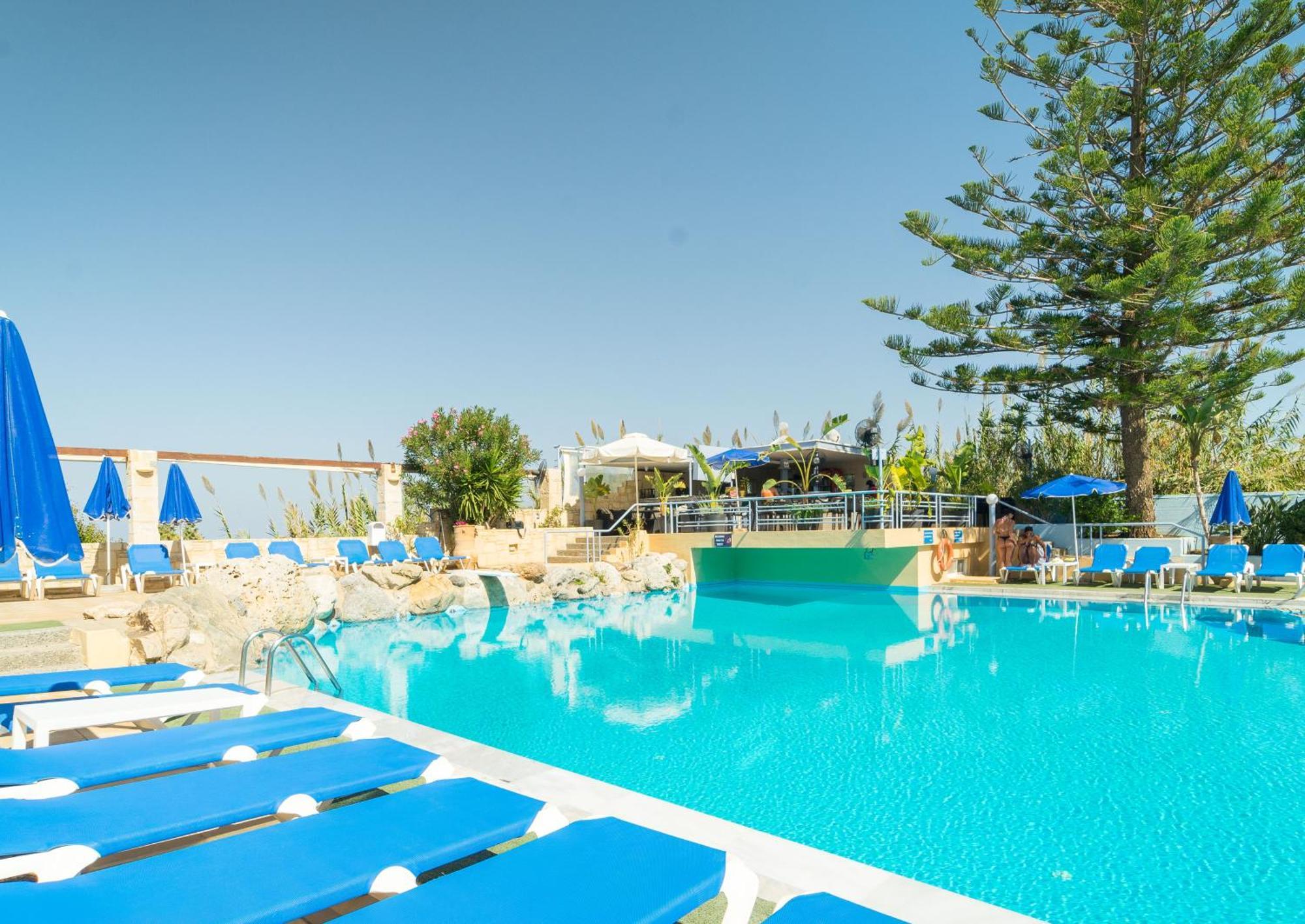 Futura Hotel Maleme  Exterior photo