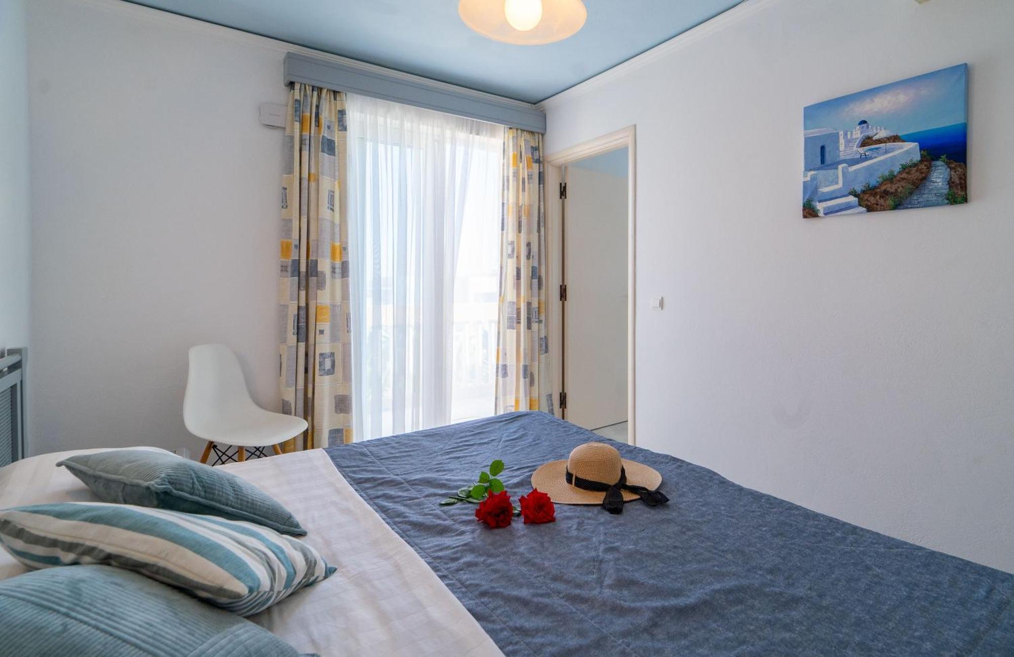 Futura Hotel Maleme  Exterior photo