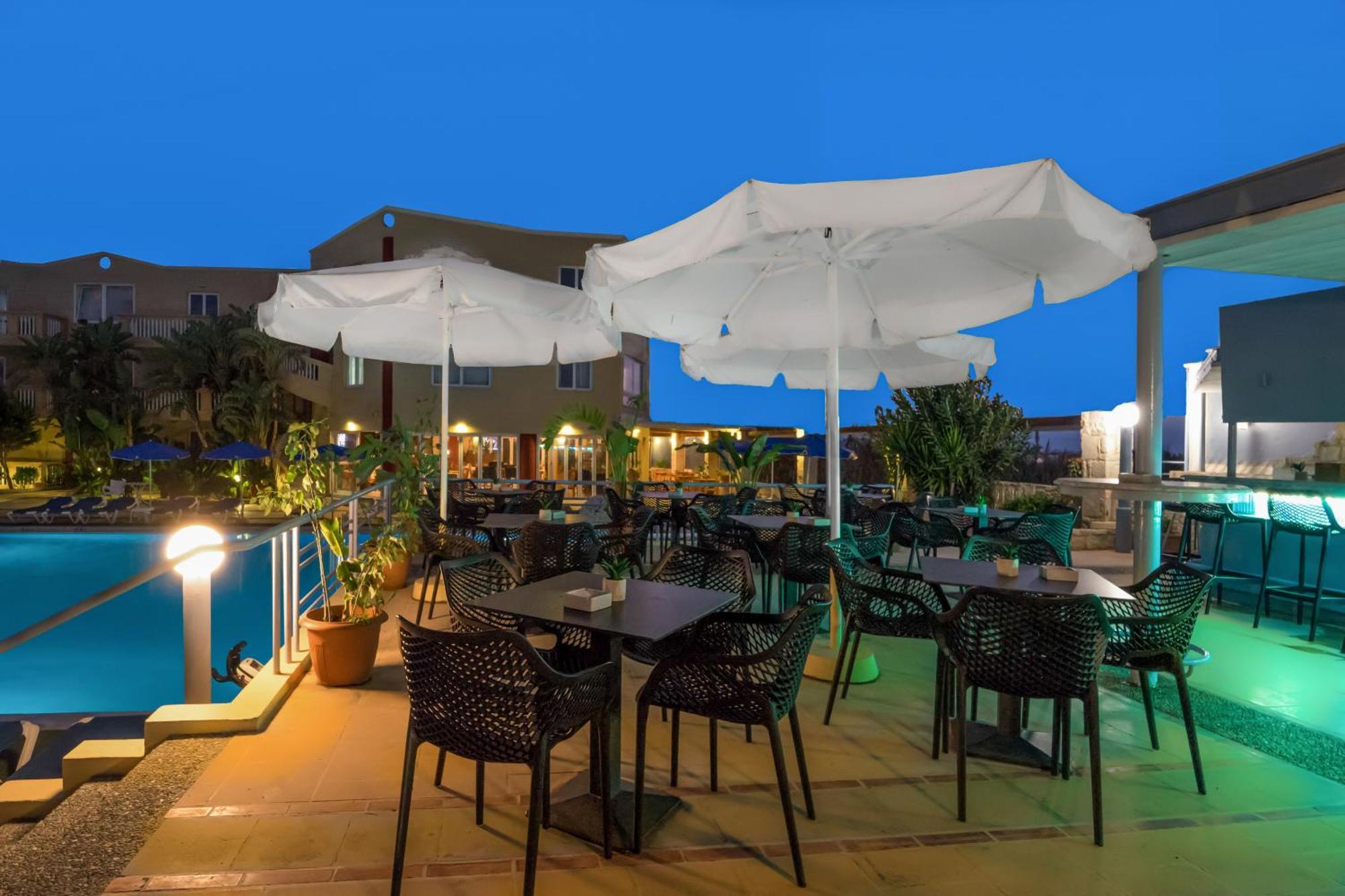 Futura Hotel Maleme  Exterior photo