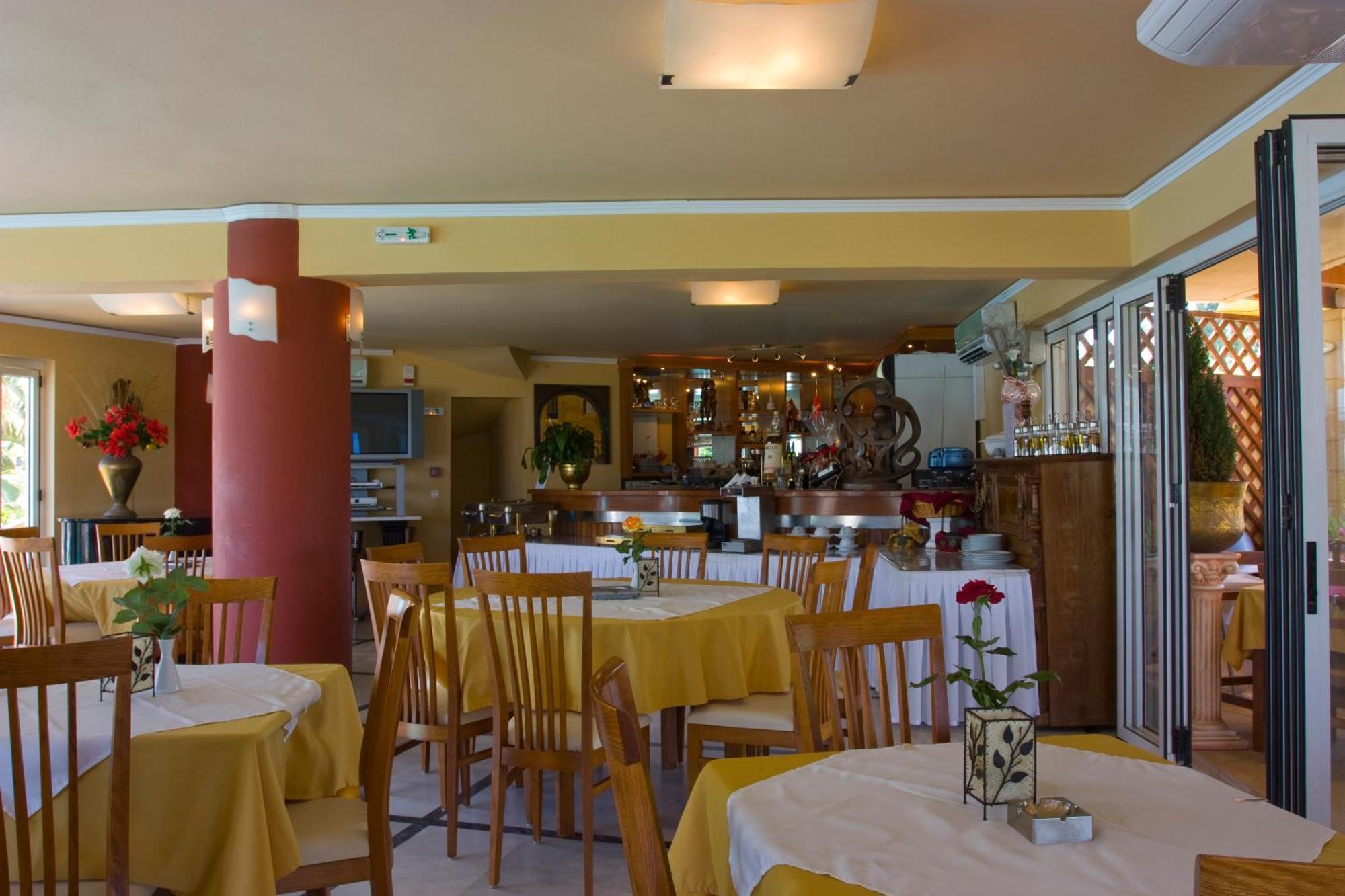 Futura Hotel Maleme  Exterior photo